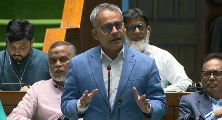 https://daily-bangladeshmirror.com/post/agamee-3-maser-mdhze-dhakar-carpase-watar-bas-calur-udzog-neya-hyeche-noumntree